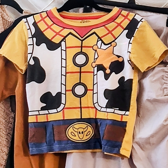 Bundle Of 6 Boys Size 8 Tees NWT NWOT & EUC Toy Story Marvel & MARIO - Picture 12 of 12